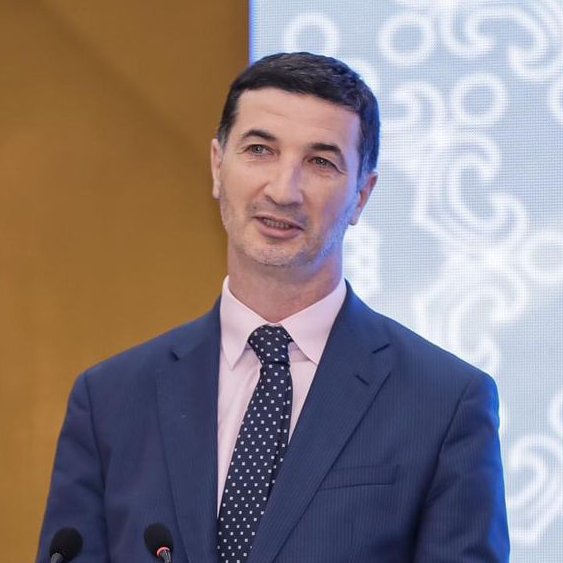 Yaşar Həmzəyev